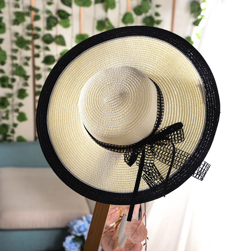 Hot Sale Fashion Hepburn Hat Wind Black White Striped Bowknot Summer Sun Hat Beautiful Women Straw Beach Hat Wide-Brim Cap