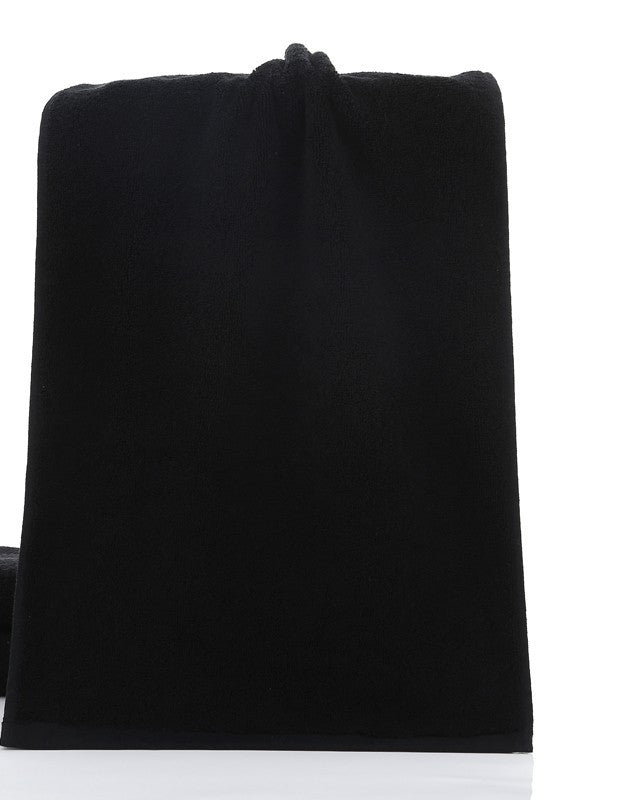 21 strands of black cotton towels