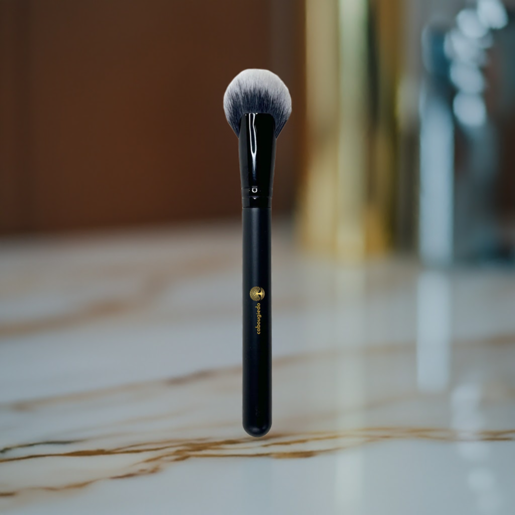 Cheek Fan Brush