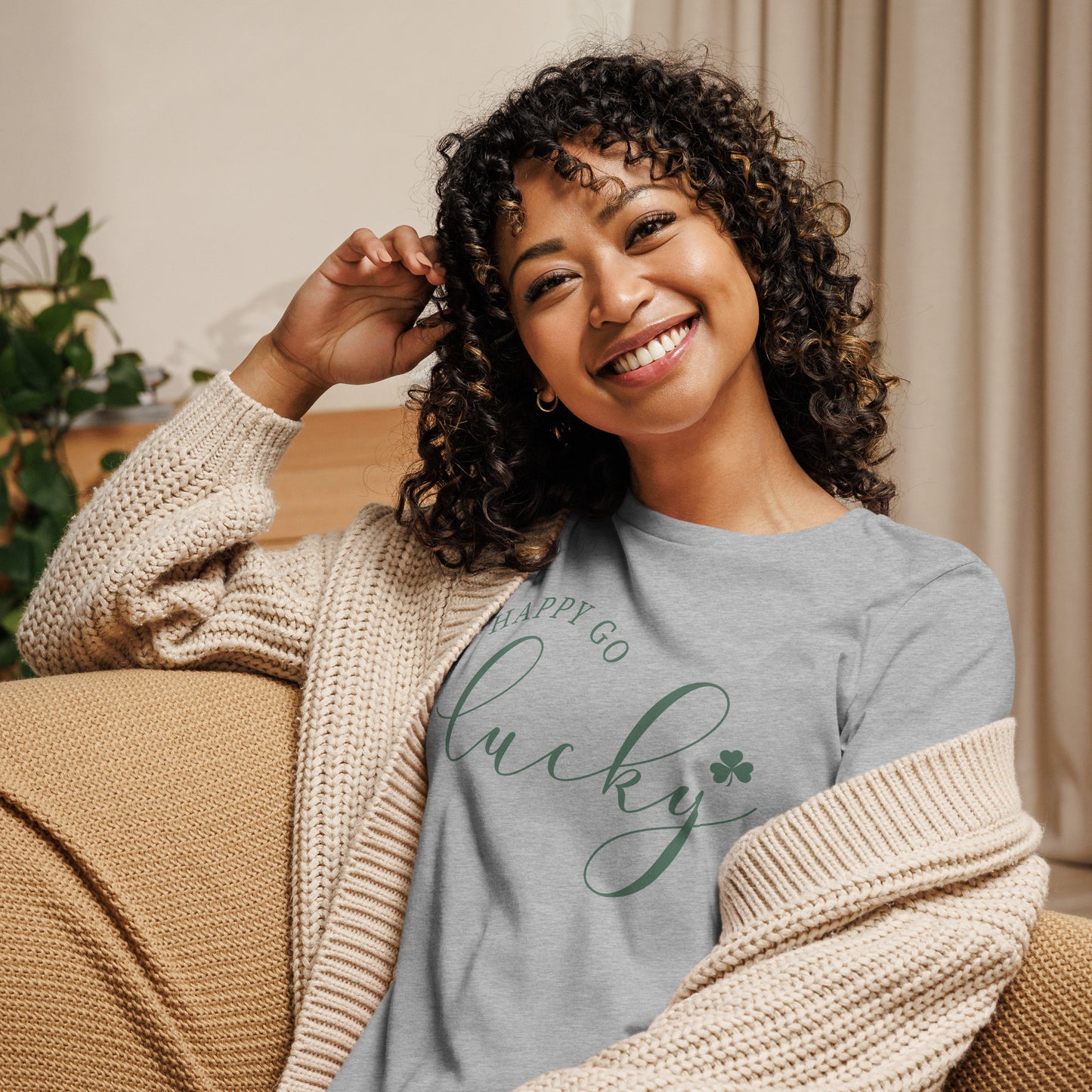 Women's Relaxed T-Shirt - St Patty's Day Happy Go Lucky