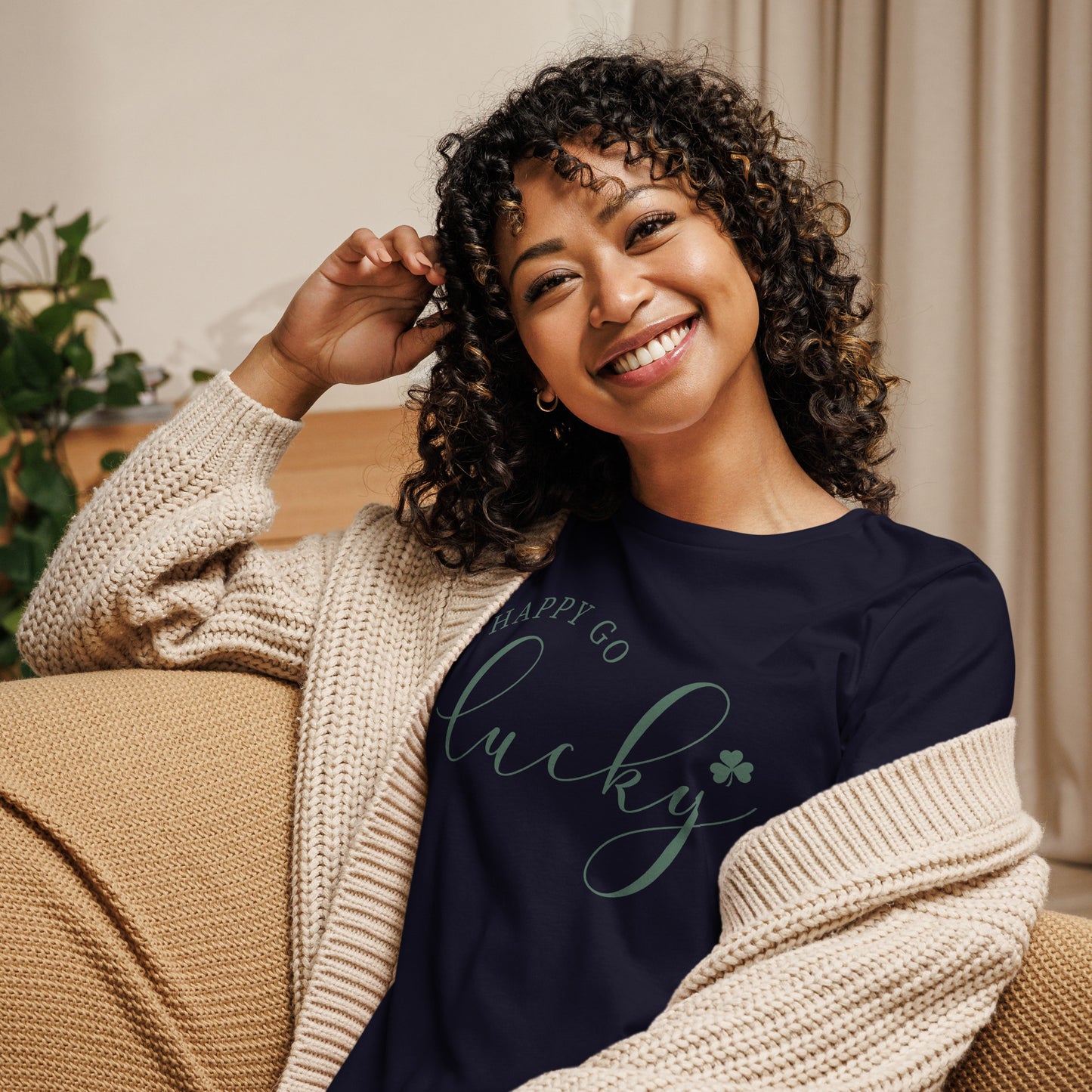 Women's Relaxed T-Shirt - St Patty's Day Happy Go Lucky